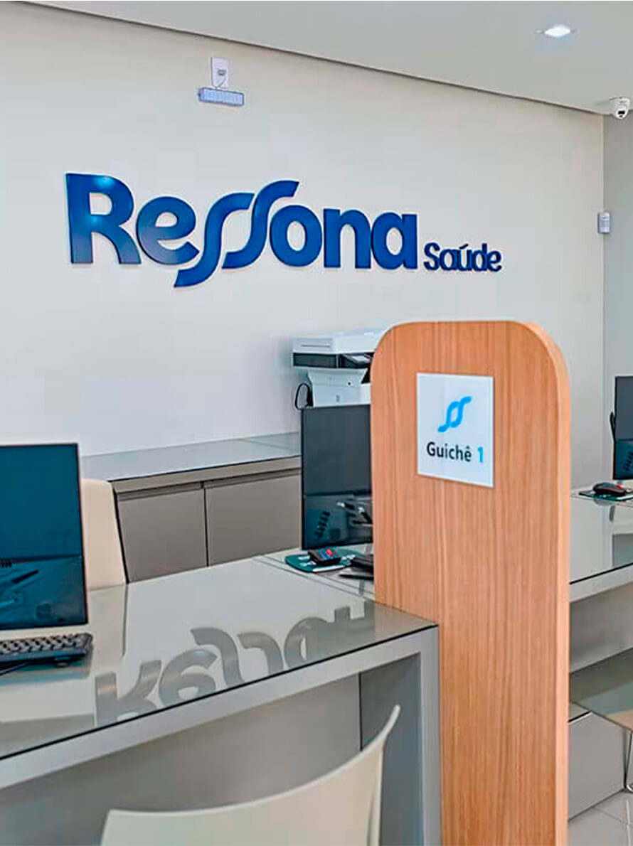 RESSONA_VERTICAL_0011_RESSONA_SAUDE_0014_Camada_1